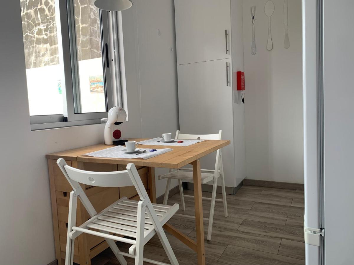Azorean Stones House Ap D, Vila Do Porto, Acores Apartment Luaran gambar